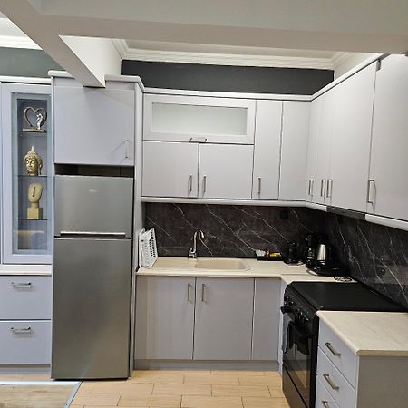 Central 3 Modern Apartment With Free Parking Serres Bagian luar foto