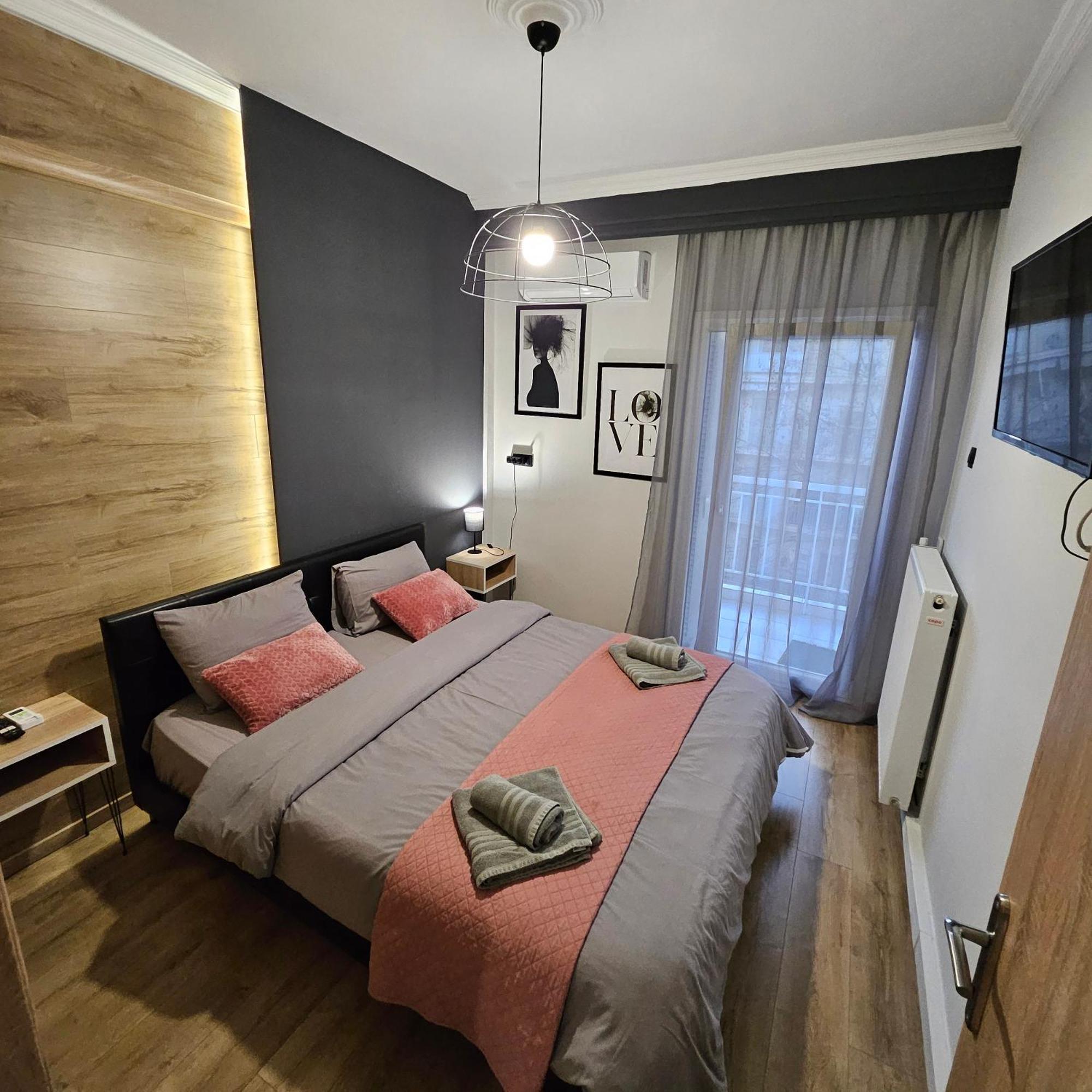 Central 3 Modern Apartment With Free Parking Serres Bagian luar foto