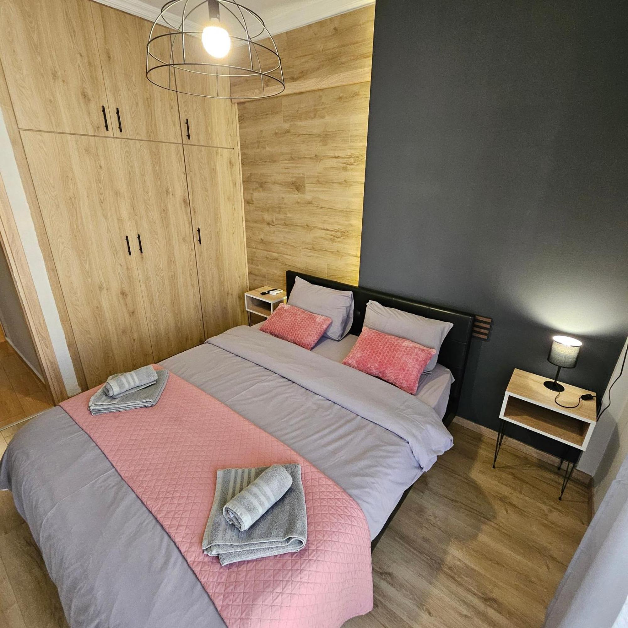 Central 3 Modern Apartment With Free Parking Serres Bagian luar foto