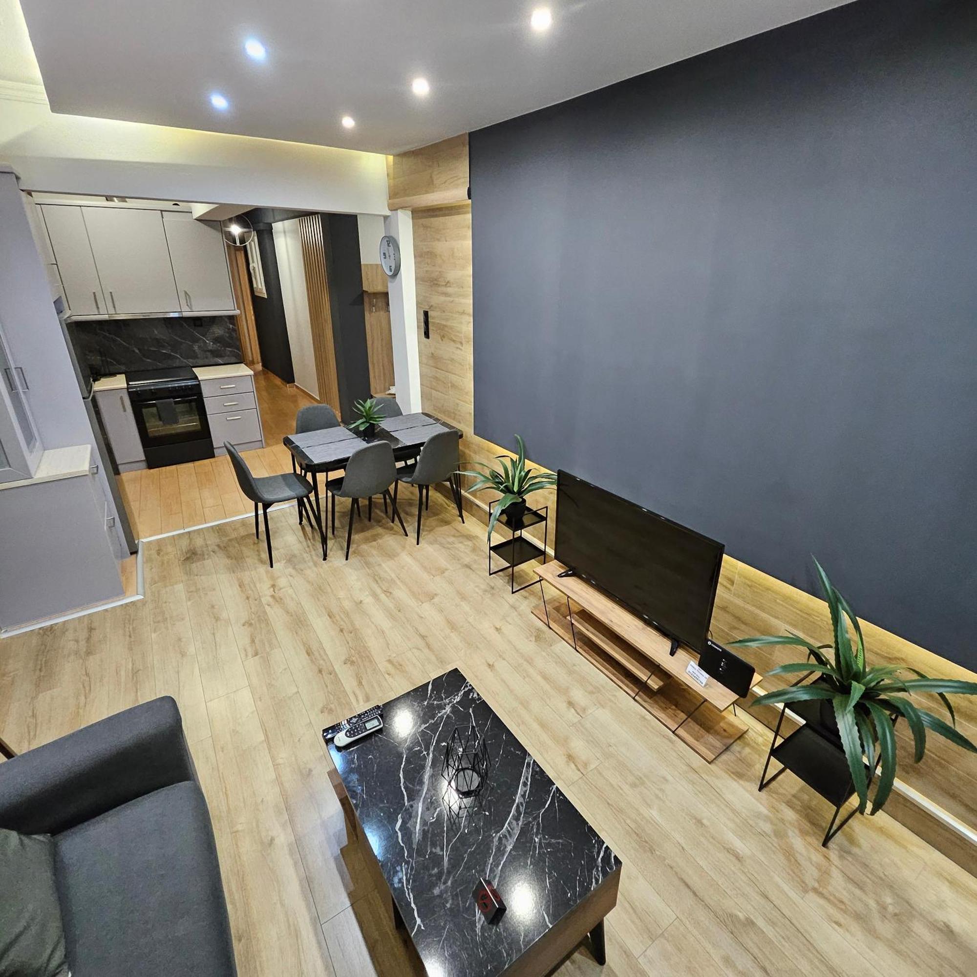 Central 3 Modern Apartment With Free Parking Serres Bagian luar foto