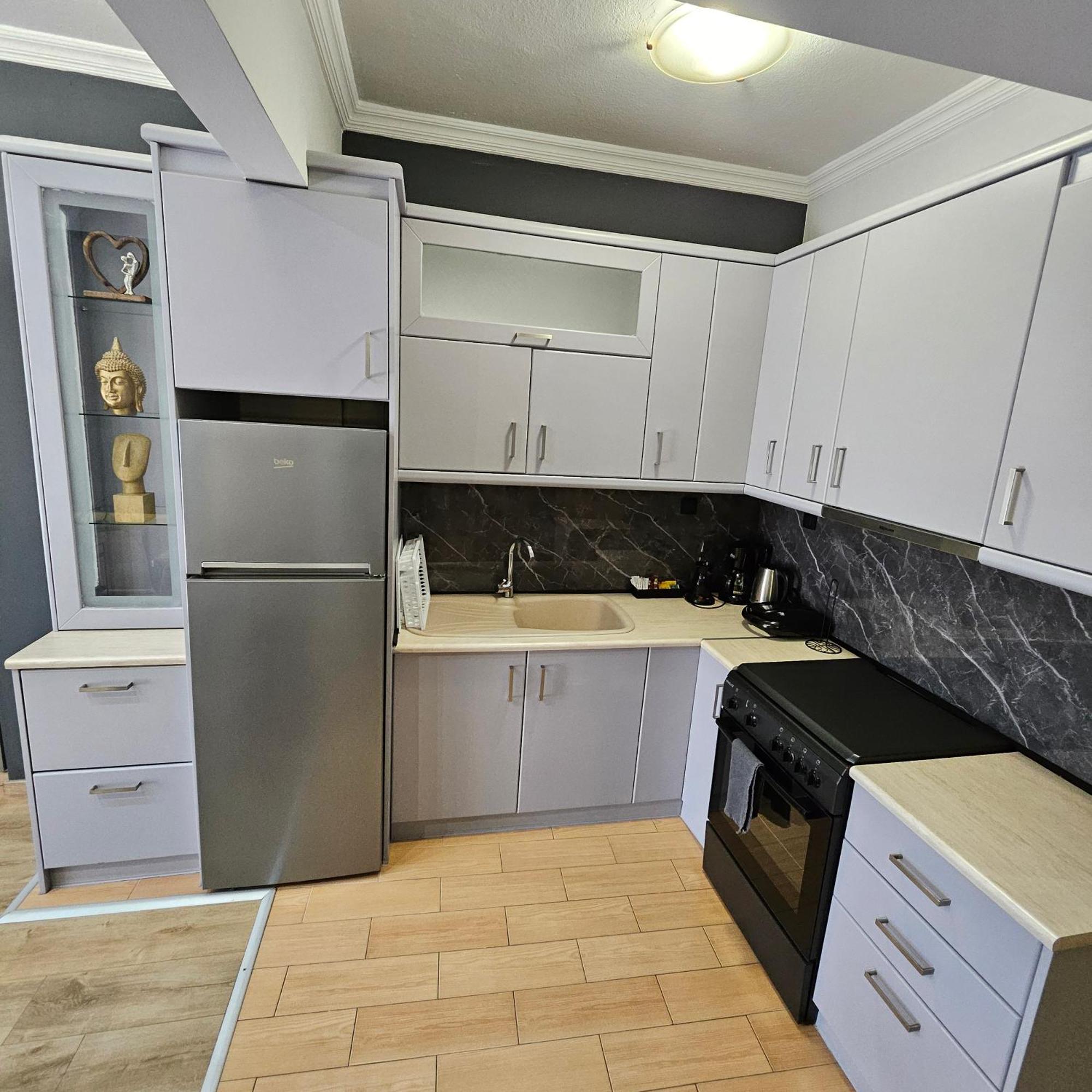 Central 3 Modern Apartment With Free Parking Serres Bagian luar foto